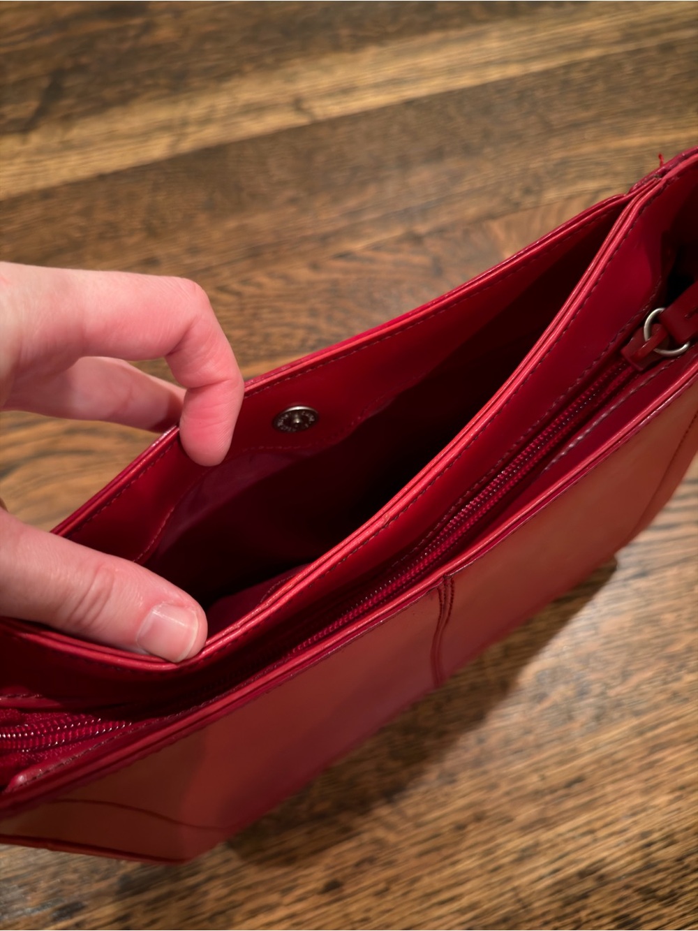 Red Leather Shoulder Bag - Picture 14 of 15